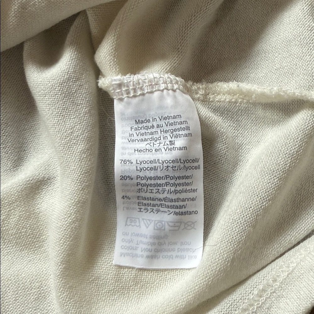 J Crew Turtle Neck - Picture 4 of 4